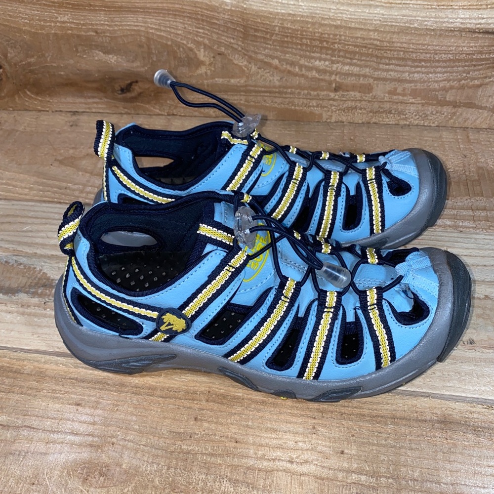Island Surf Women's Jetty Water Shoes: Size 6